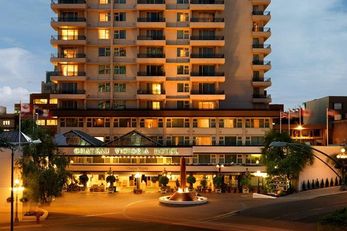 Chateau Victoria Hotel & Suites