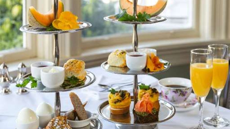 Pendray Inn & Tea House Restaurant