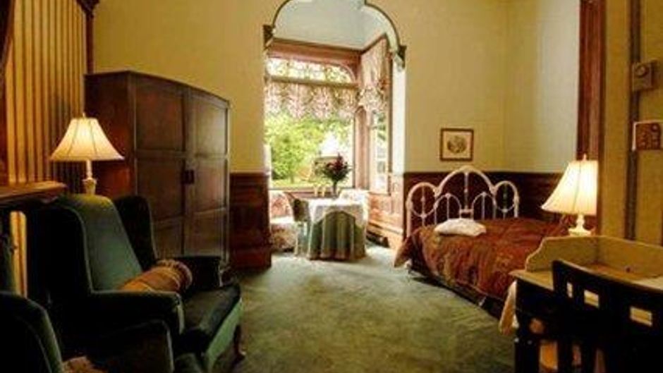 Pendray Inn & Tea House Room