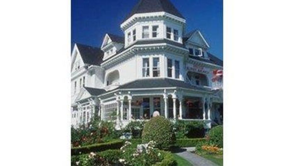 Pendray Inn & Tea House Exterior