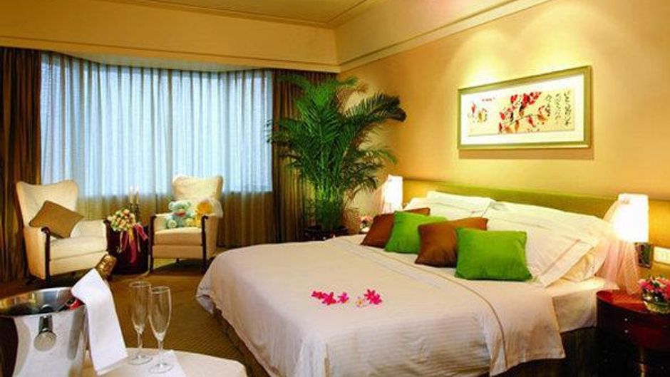 Nansha Grand Hotel Room