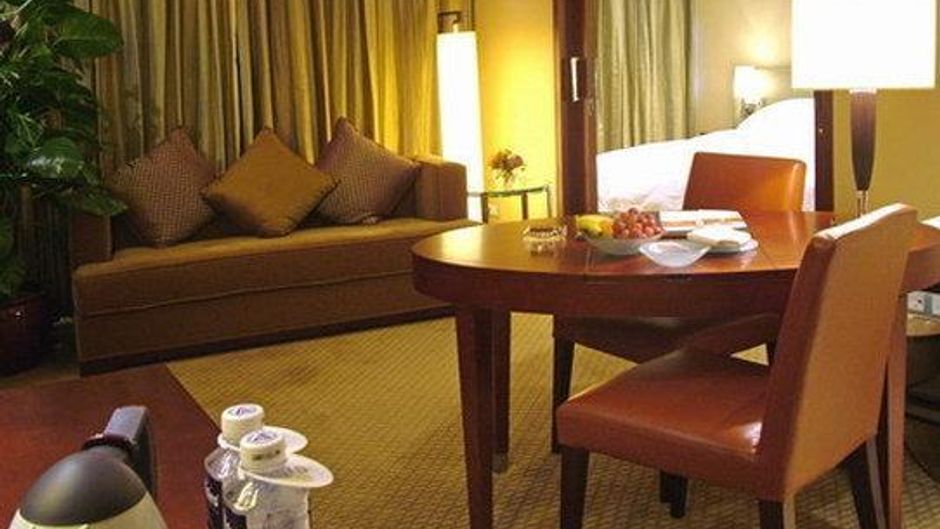 Nansha Grand Hotel Room