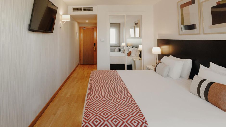 Rafaelhoteles Atocha Room