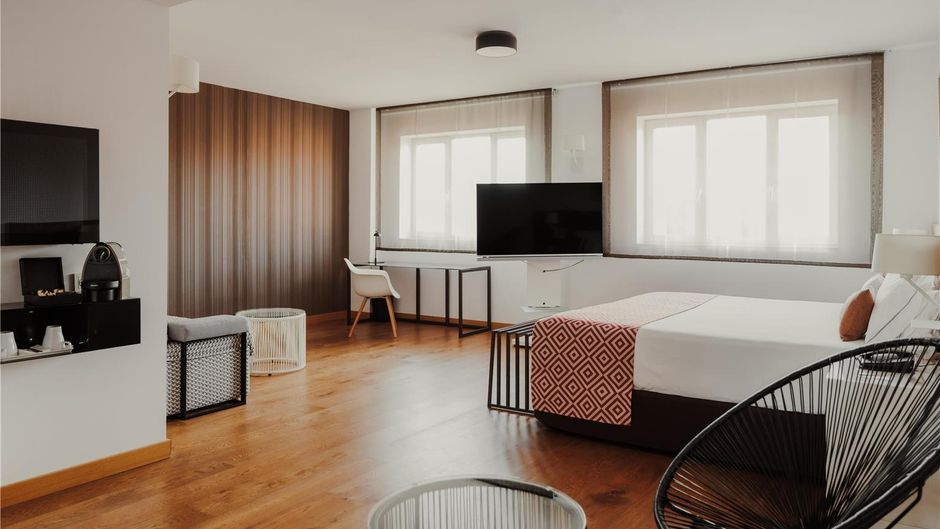 Rafaelhoteles Atocha Suite