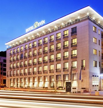 Hotel Devin