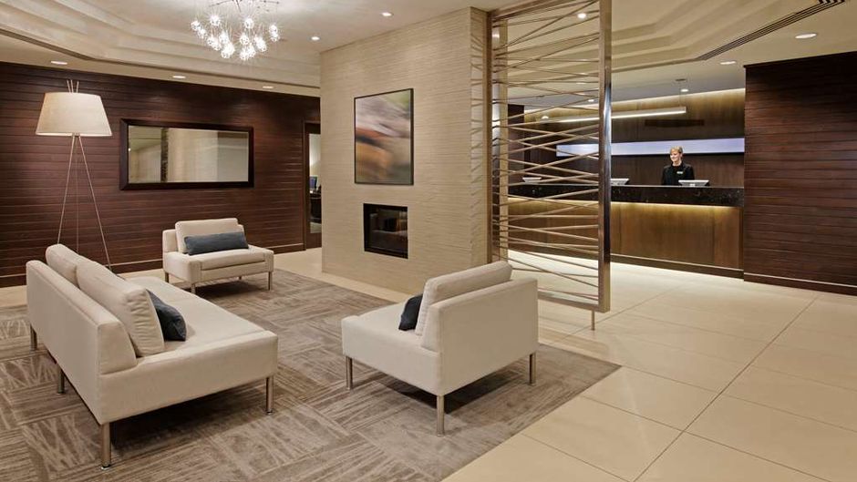 Cambridge Suites Hotel Lobby