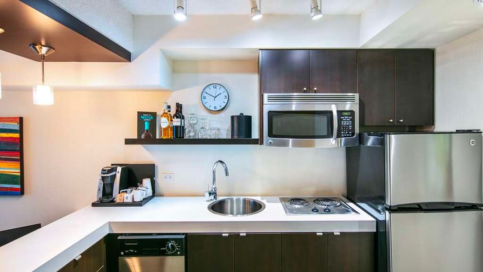 Cambridge Suites Hotel Suite