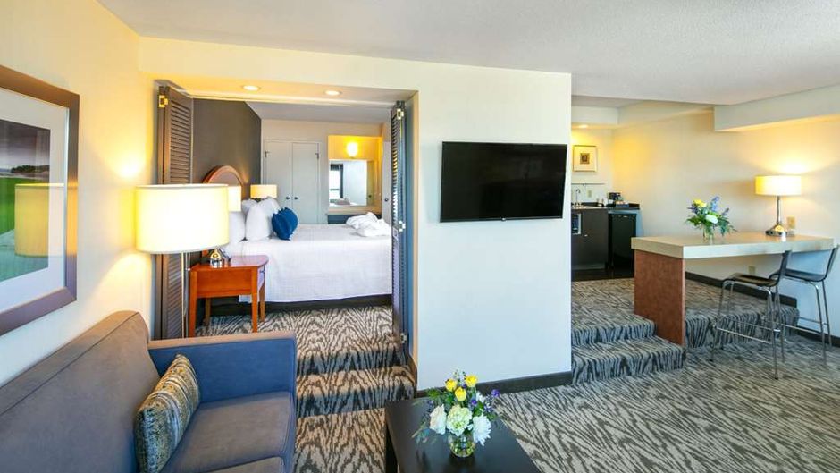 Cambridge Suites Hotel Room
