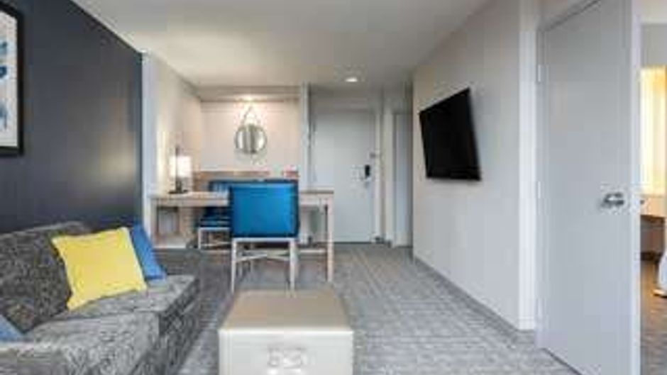 The Simon Hotel Sydney Suite