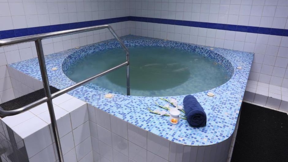 Avari Towers Karachi Spa
