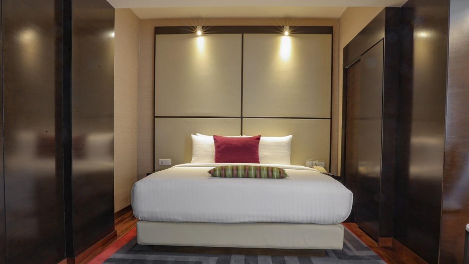 Avari Towers Karachi Suite