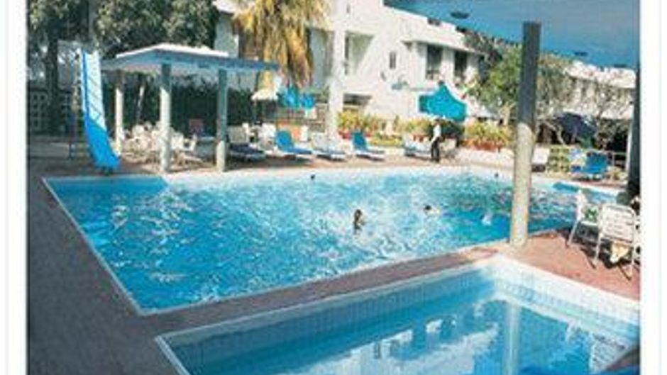 Beach Luxury Hotel Pool