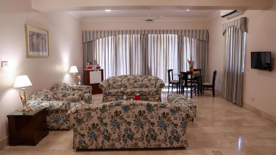 Beach Luxury Hotel Suite