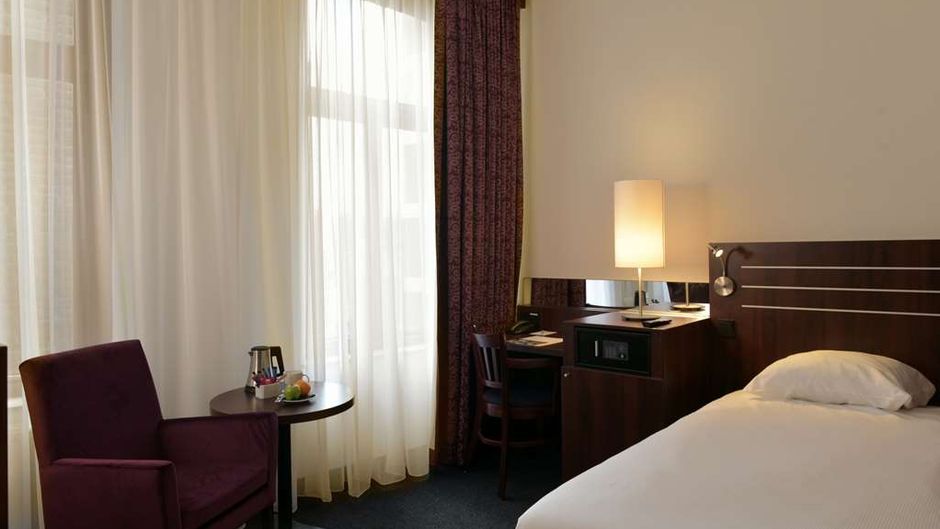 Amrath Grand Hotel de l'Empereur Room