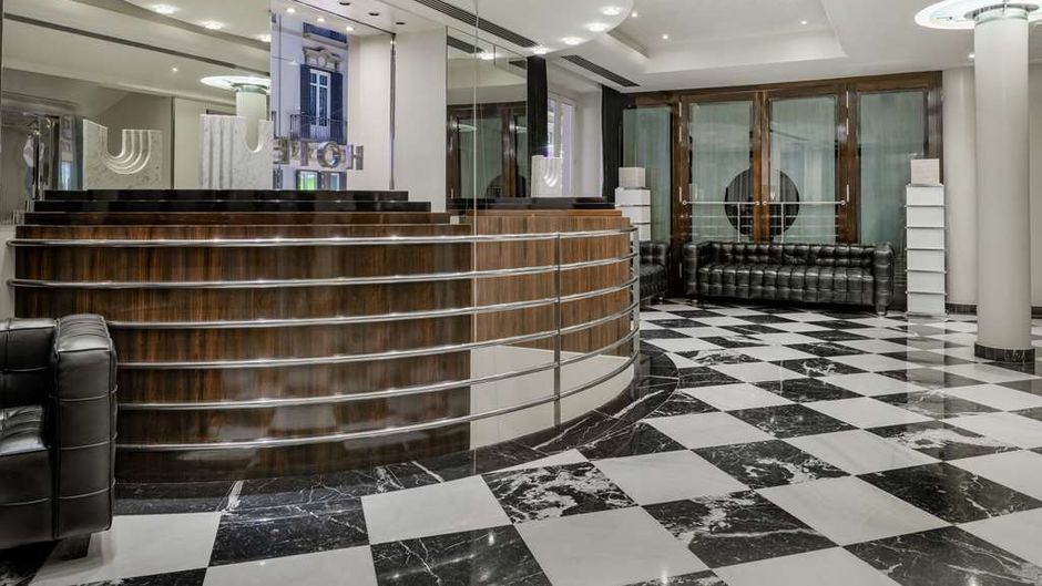 Hotel Larios Lobby