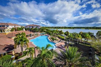 Vista Cay Resort by Millenium