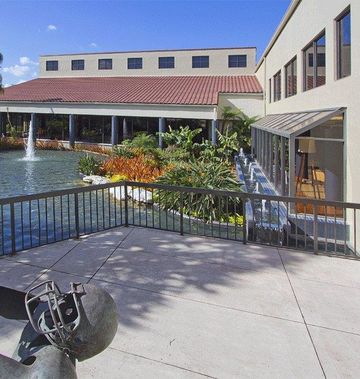 Shula's Hotel