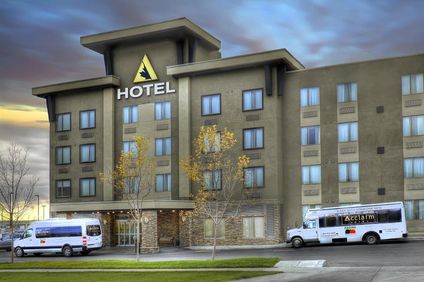 Acclaim Hotel Calgary Airport