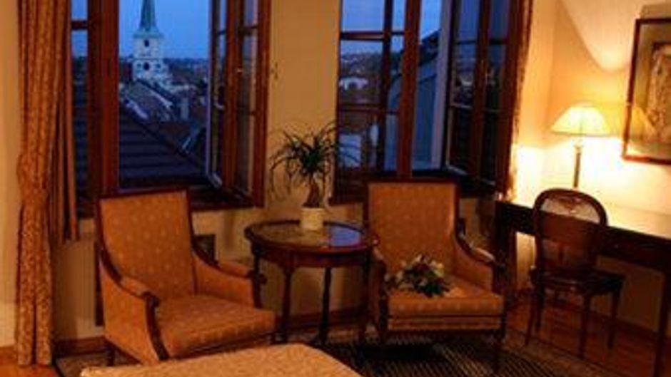 Golden Well Hotel Room