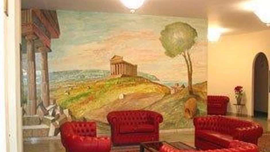 Akrabello Hotel Lobby