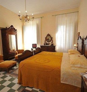 Villa Dei Fiori Charme And Relax