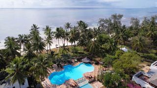 Serena Beach Hotel & Spa
