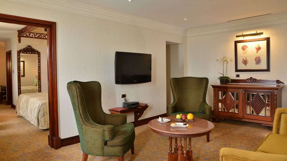 Polana Serena Hotel Suite