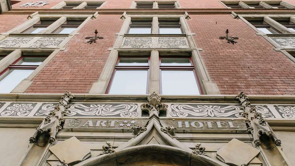 Art Hotel Exterior