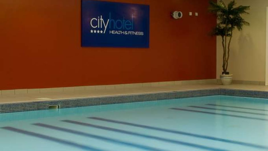 City Hotel Pool