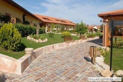 Parmenide Farm Holiday