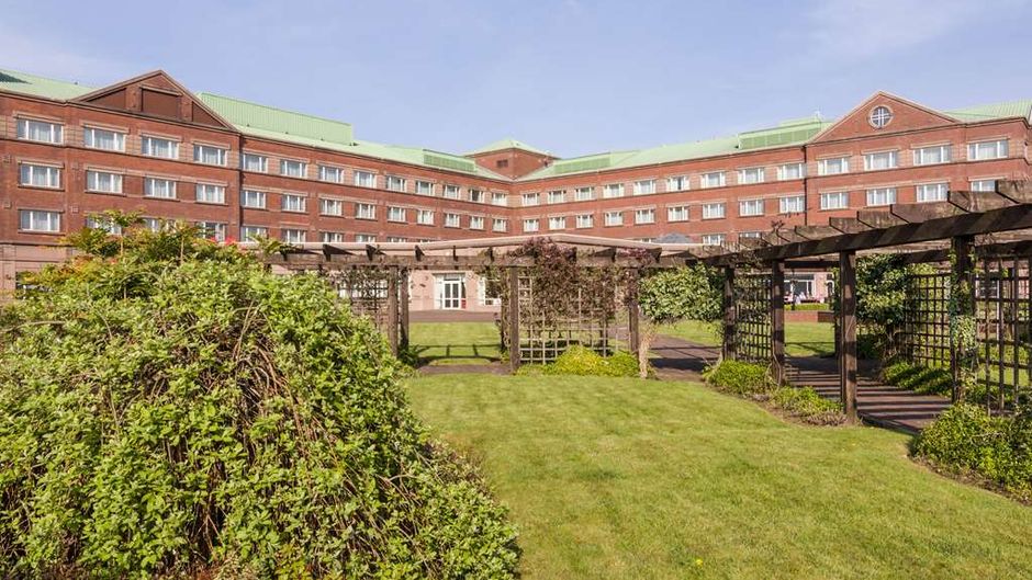 Golden Jubilee Conference Hotel Exterior
