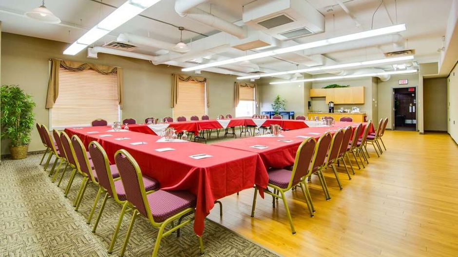 Peavine Inn & Suites Meeting