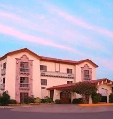 Quinta Dorada Hotel & Suites
