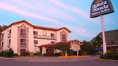 Quinta Dorada Hotel & Suites