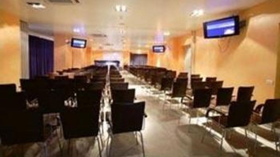 Sea Lion Hotel Meeting