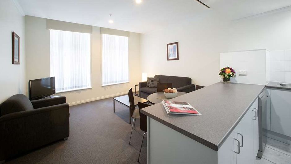 Franklin Central Apartments Room