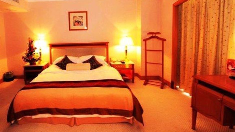 Airlines Jinyan Hotel Room