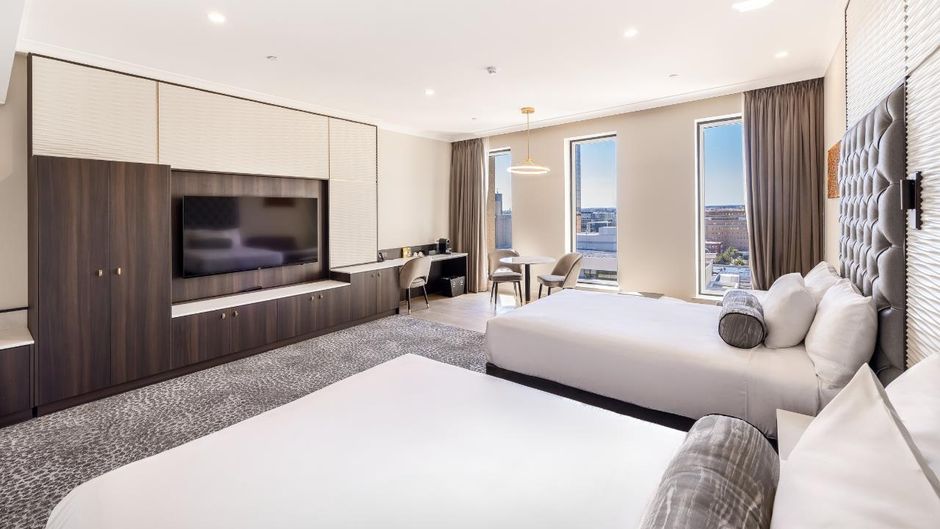 Duxton Hotel Room
