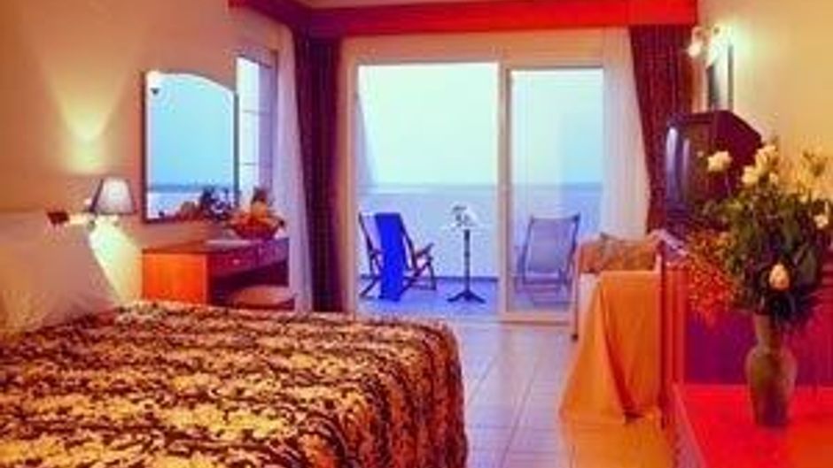 Minos Imperial Room