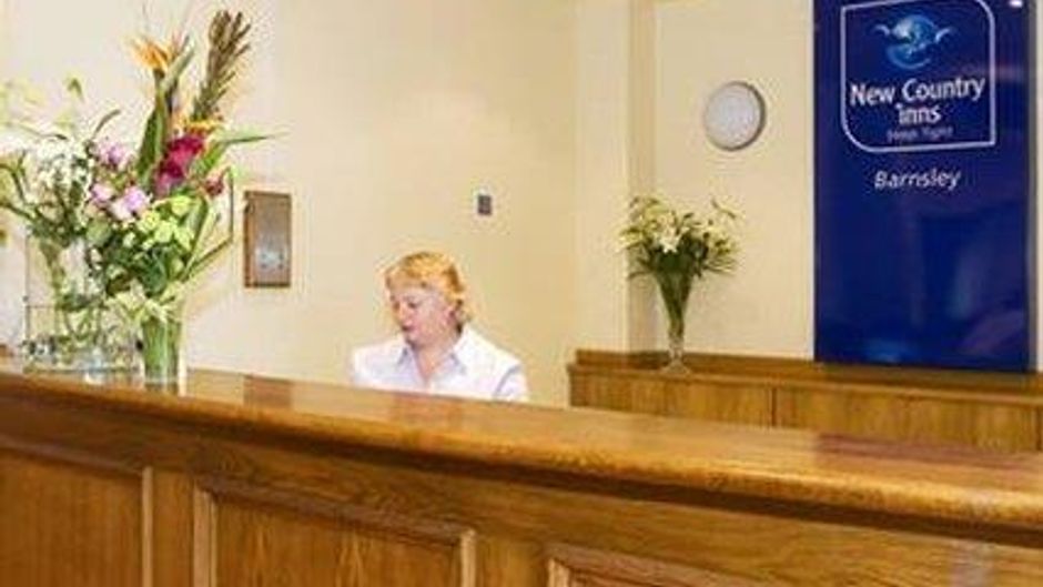 The Fairway, Barnsley Lobby