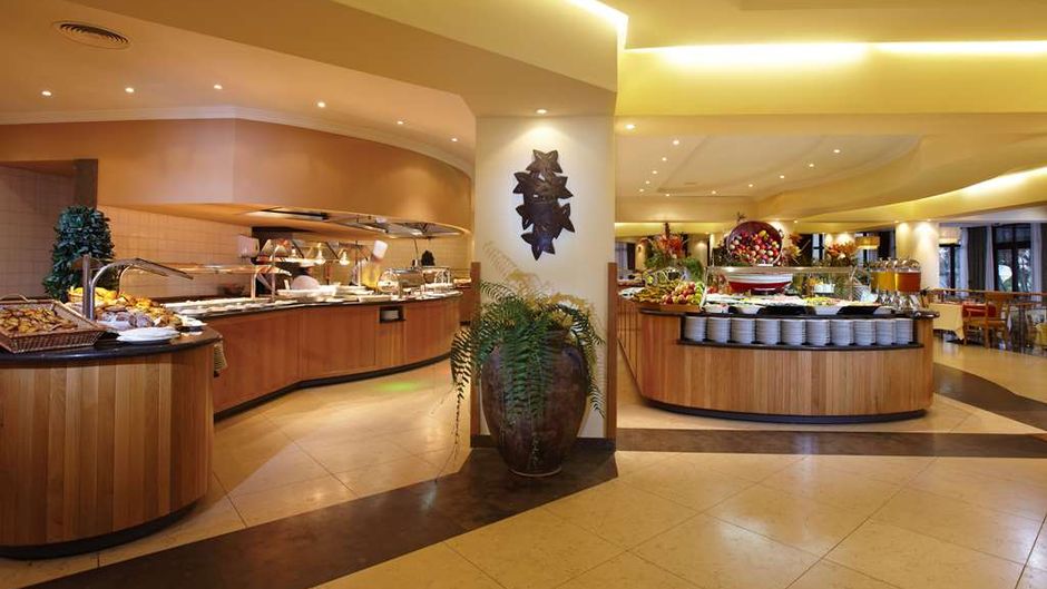 Eden Mar Suite Hotel Restaurant