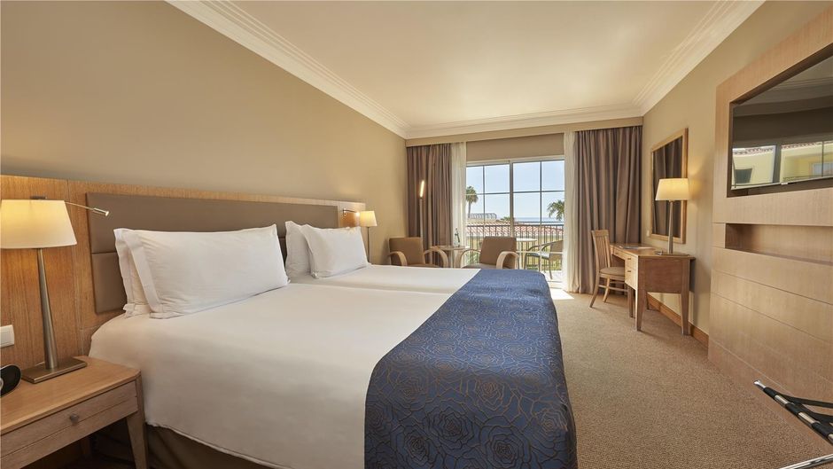 Porto Santa Maria Hotel Room