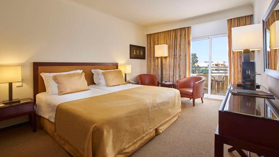 PortoBay Falesia Room