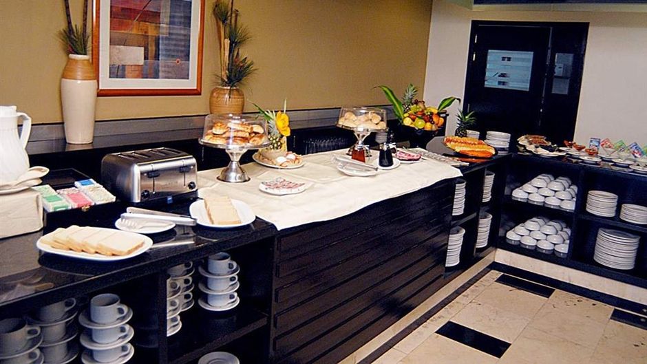 Hotel and Suites PF Restaurant