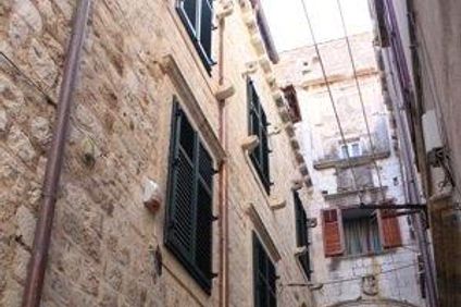 Celenga Apartments