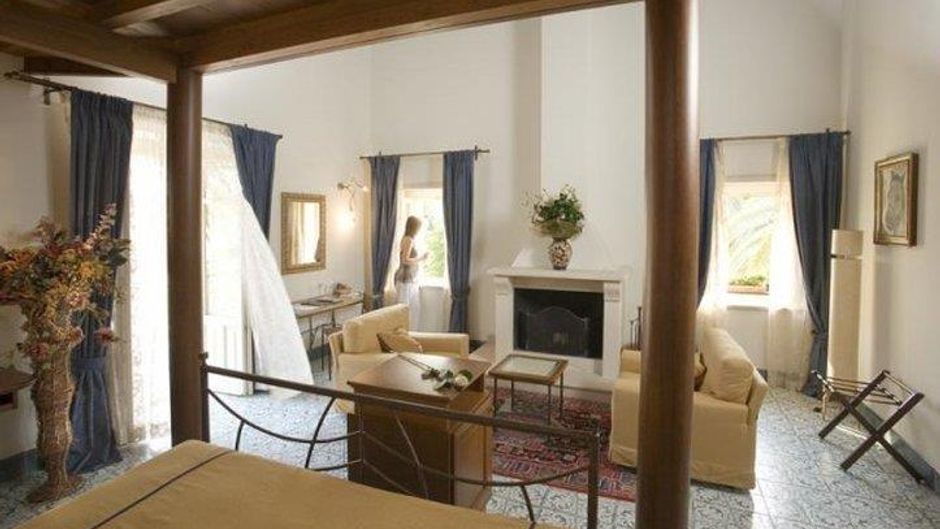 Hotel Caiammari Room