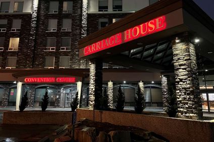 Carriage House Inn
