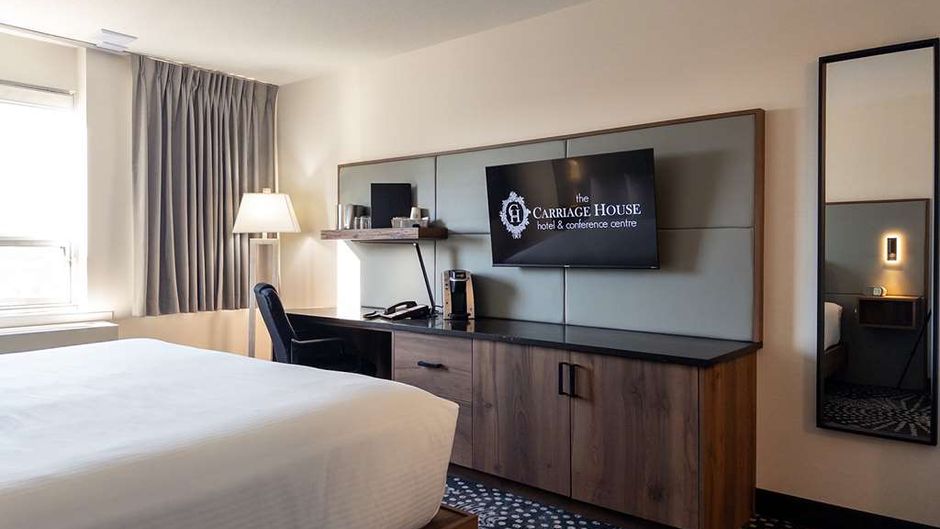 Carriage House Inn Room