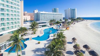Krystal Cancun