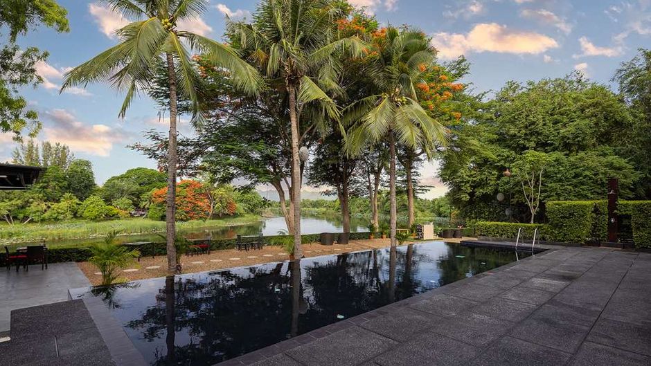 U Inchantree Kanchanaburi Resort Pool